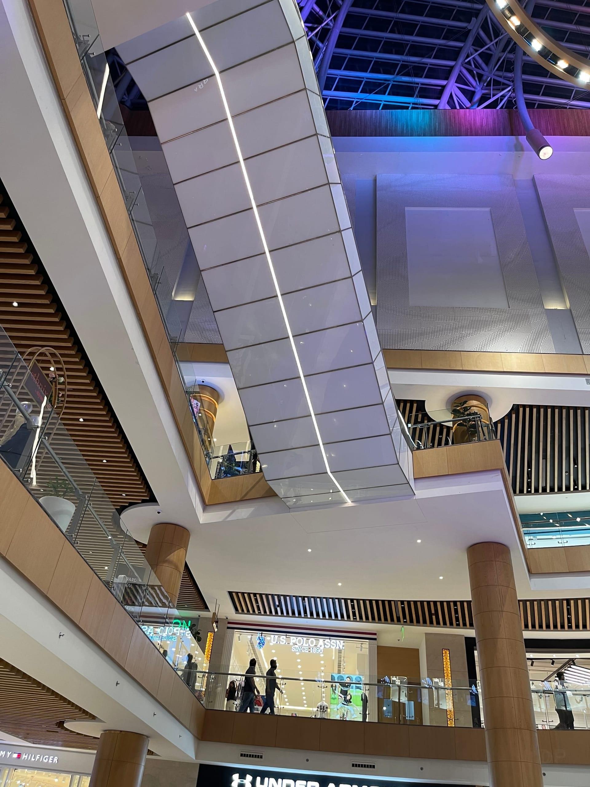 Vegas Mall, image 2